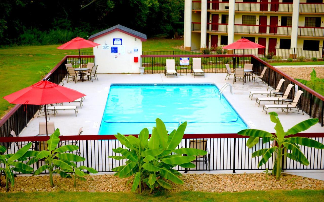 Red Roof Inn & Suites Commerce - Athens Εξωτερικό φωτογραφία